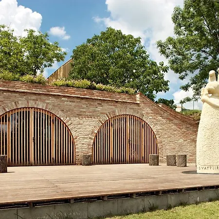 Penzion Cafe Fara Klentnice